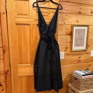 NWT! 🖤 Zara Black Taffeta Tie Waist Maxi Dress, Size L